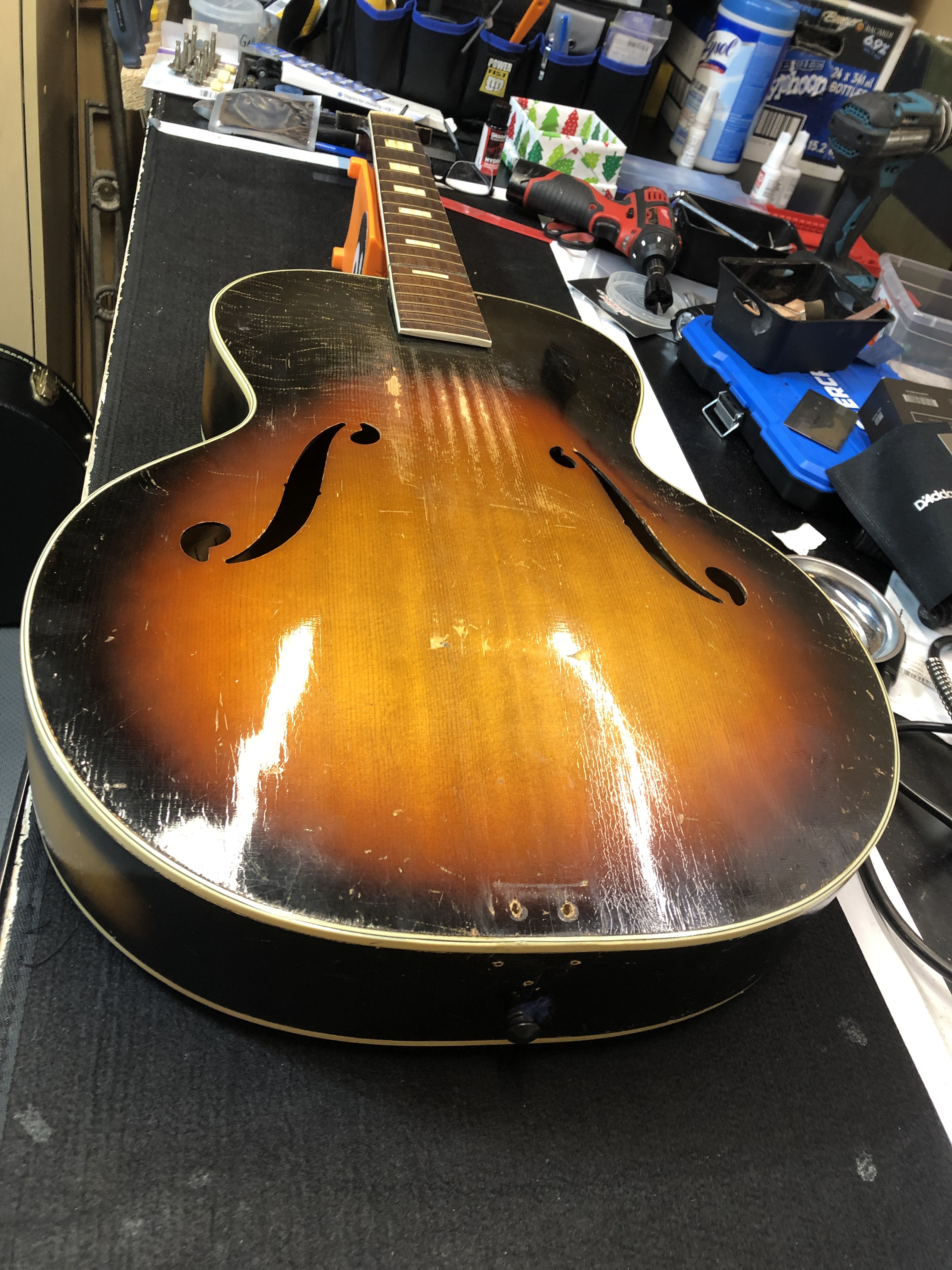 1946 Harmony Monterey (H1456) – General Guitar Works